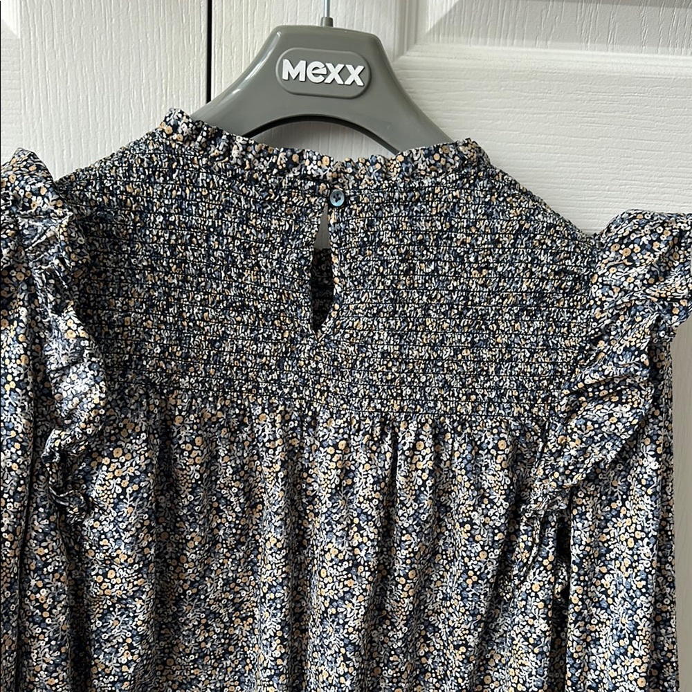 GAP blue Ruffled Puff Sleeve Blouse - Picture 4 of 4